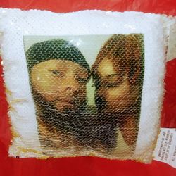 😍Custom Valentine's Day Pillow😍