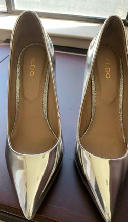 Aldo Metallic point toe heel