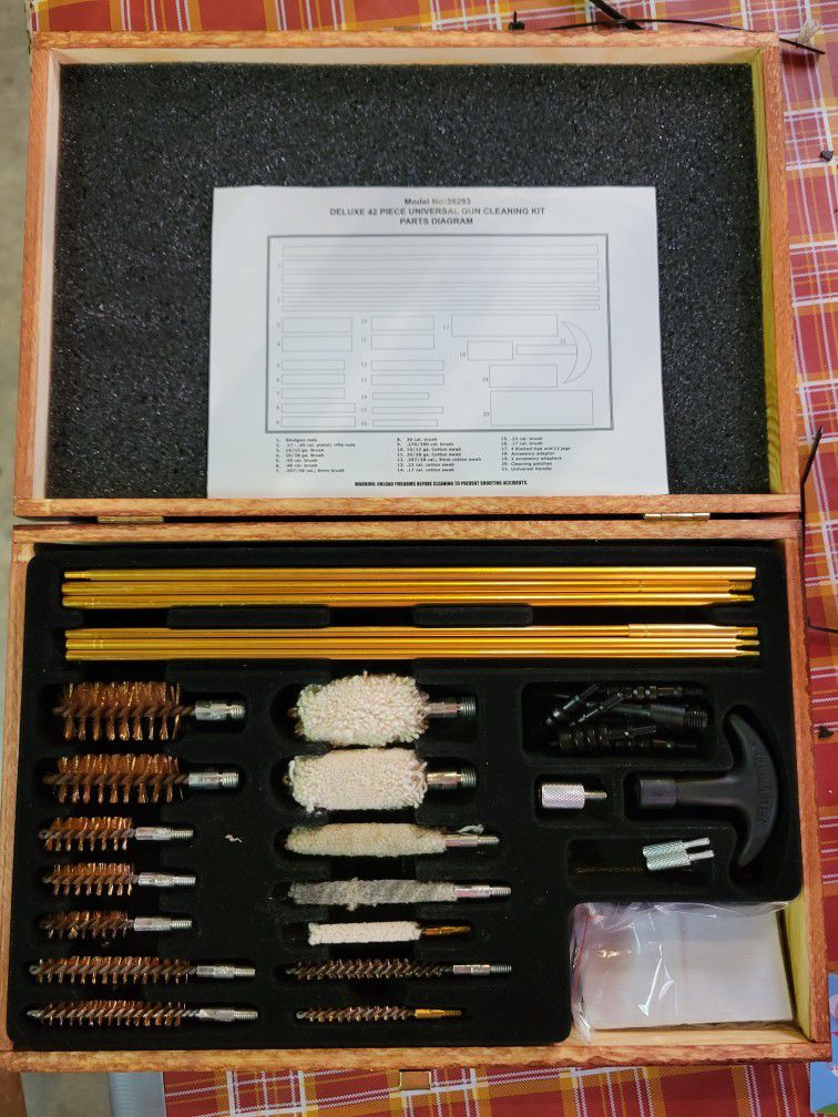 Deluxe 42 Piece Universal Gun Cleaning Kit 