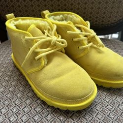 Size-6 UGG Australia Neumel Boot Yellow