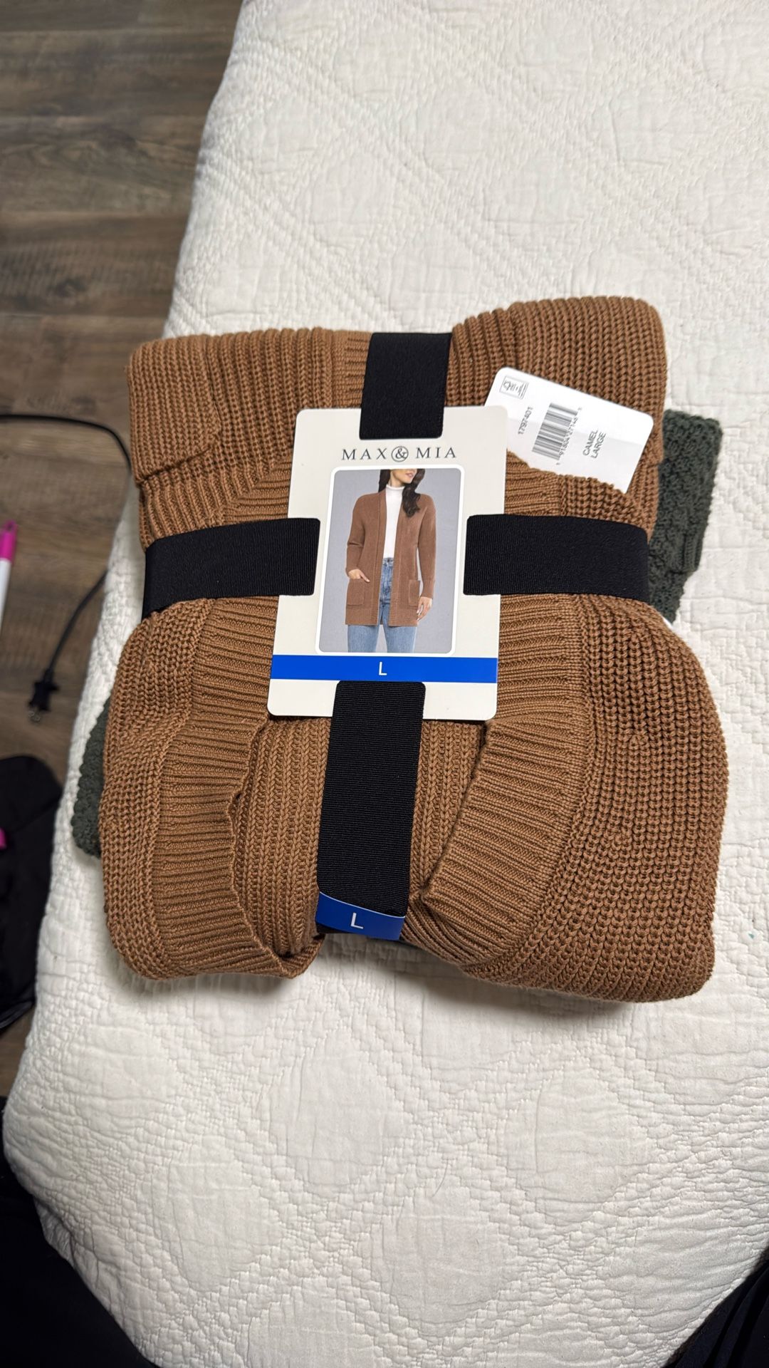 Max And Mia Large Cardigan