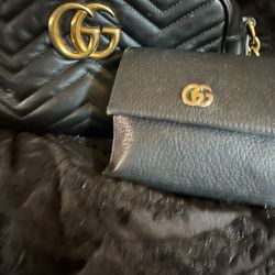 GUCCI PURSE AND WALLET TO MATCH WITH RECEIPT 