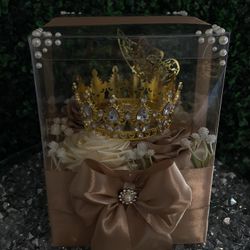 Small Eternal Arrangement With Crown