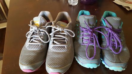 2 pairs walking shoes grey reebok s8 others s7 lagear 15 each firm