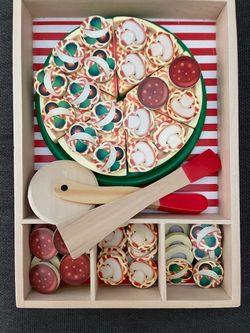 Melissa & Doug Wooden Pizza Play Food Set