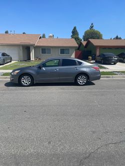 2014 Nissan Altima great daily