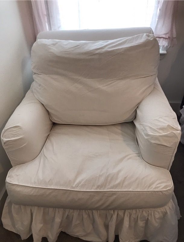 RACHEL ASHWELL SHABBY CHIC AUTHENTIC "WALLACE" DOWN SLIPCOVERED CUSHION CHAIR, WHITE, RET. $3,800, BEAUTIFUL
