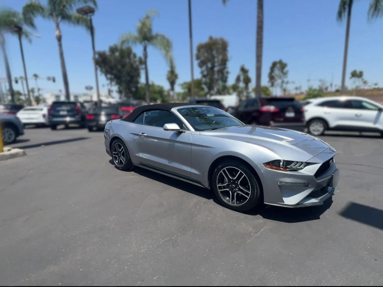 2022 Ford Mustang