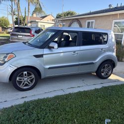 Kia Soul 2011, Grey