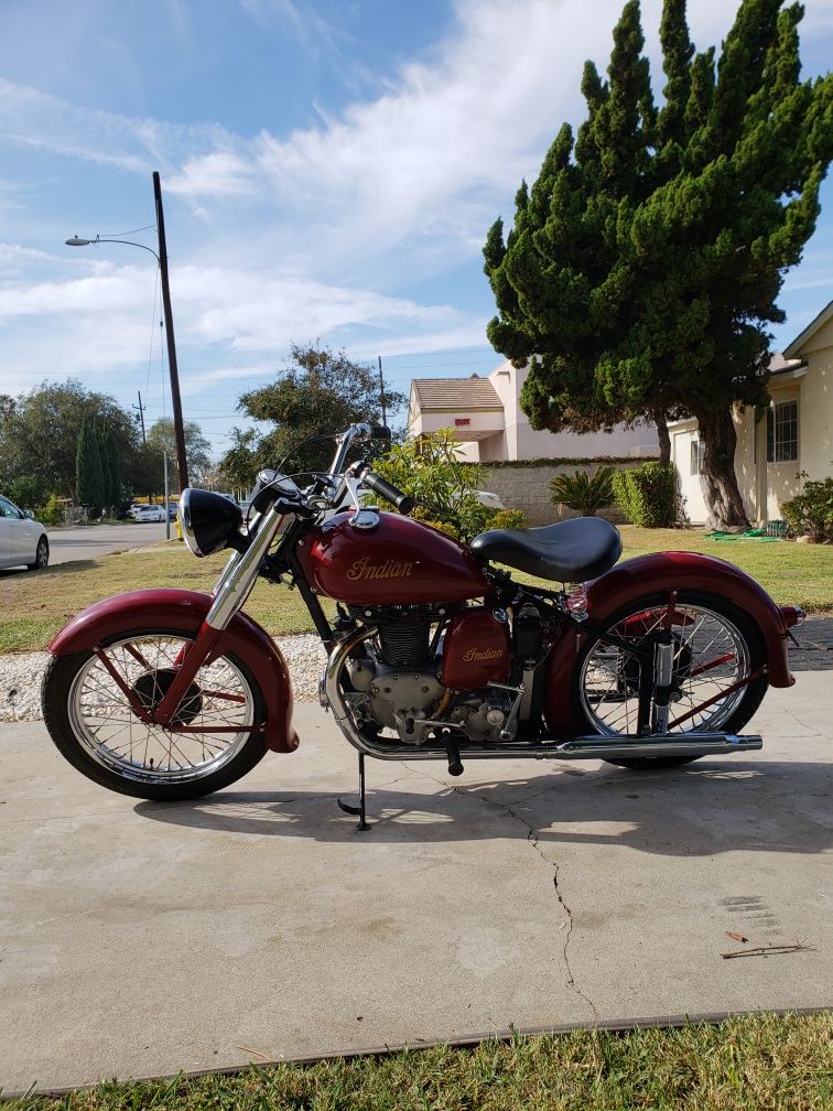 Indian super scout 1949 arrow