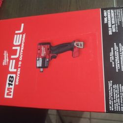 MILWAUKEE M18  1/2  MID TORQUE IMPACT ( TOOL ONLY )