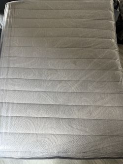 Queen Bed Set