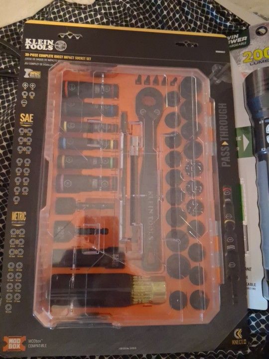 39 Piece. Klein Tools Socket Set