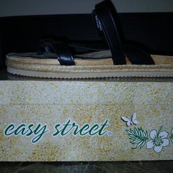 Sandals  Black  (Easy Street)  Size 11 Medium.