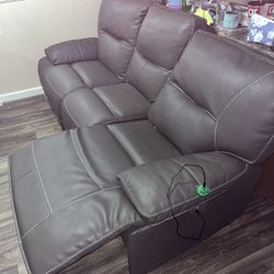 RECLINER COUCH FOR SALE!!! Look Here! 