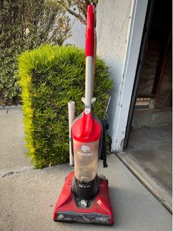 Dirt Devil Vacuum