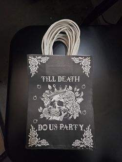 Wedding party gift bags