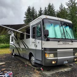 2001 Monoco Diplomat