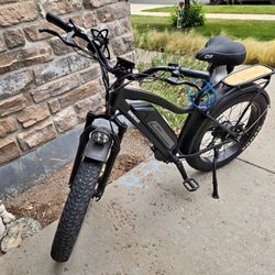 Ebike, Electric Bike, https://offerup.com/redirect/?o=RS5CaWtl
