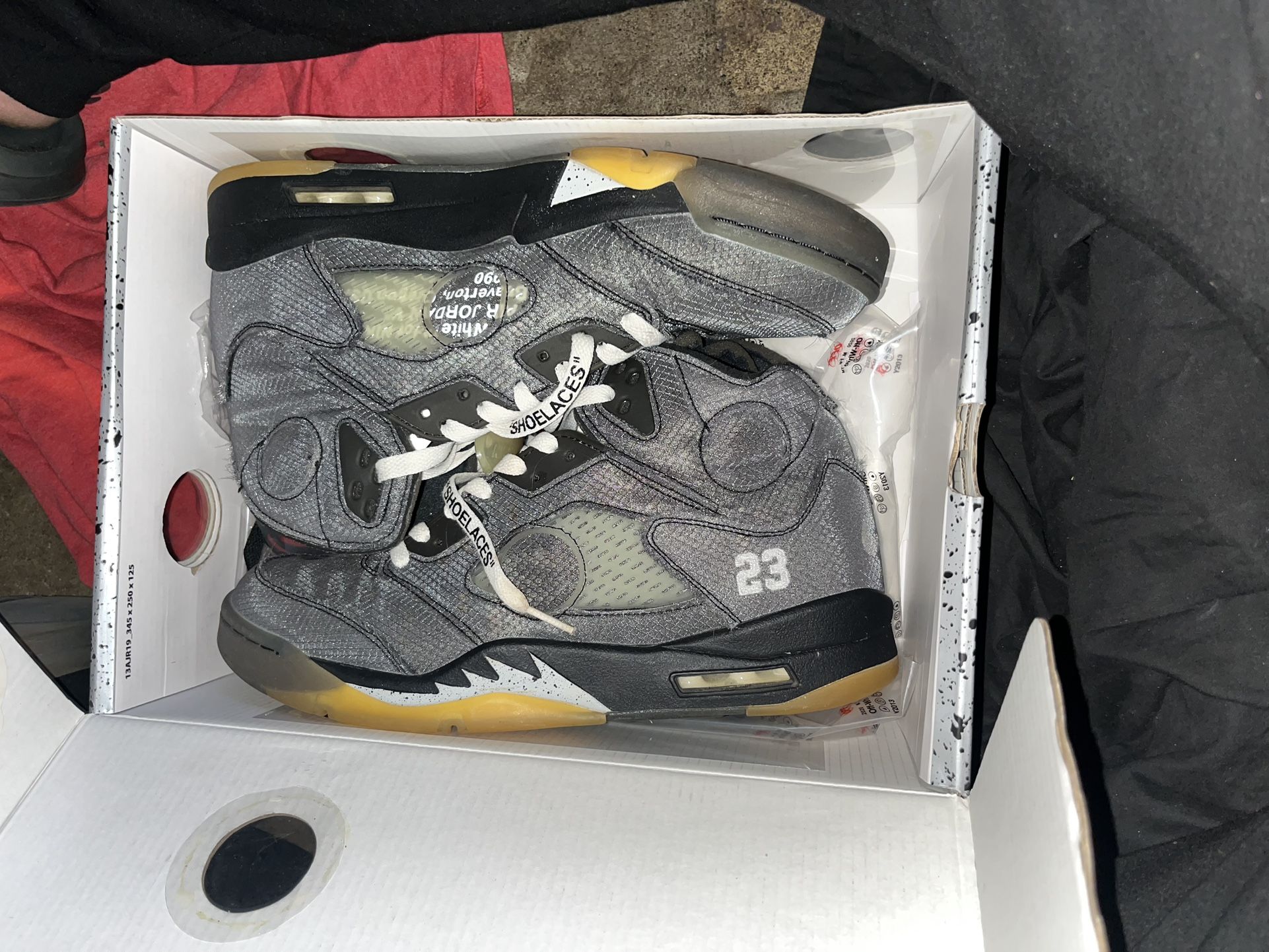 Offwhite Jordan 5s