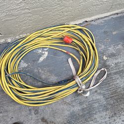 Extensión Cord 100 Feet