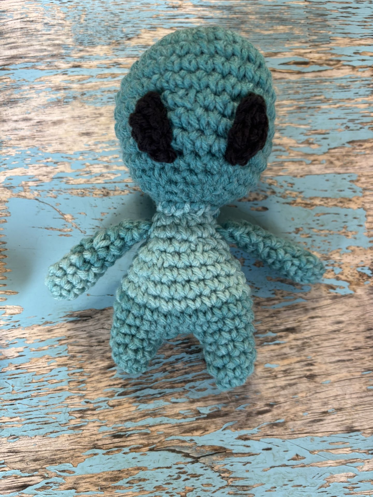 Blue Ombré Crochet Alien 👽 