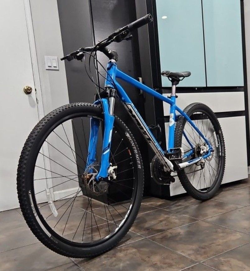 Trek Mountain Bike 29er 