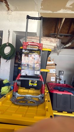 Milwaukee dully 150 Ibs. Convertible Fold-Up Steel Hand Truck with One 60 in. Bungee Cord