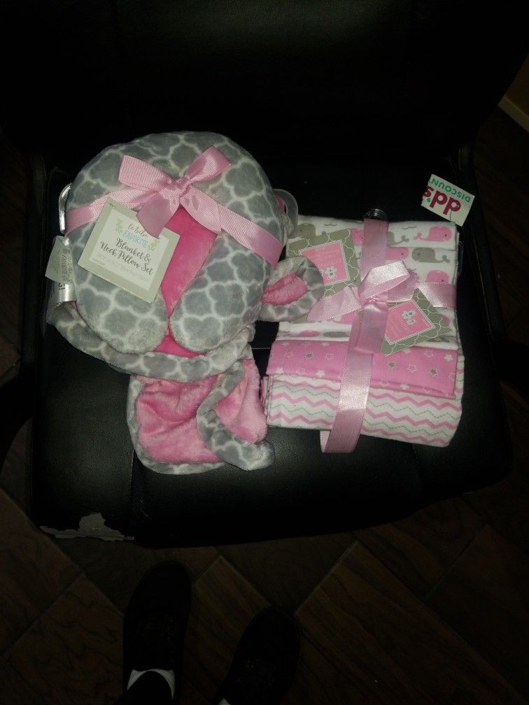 New Baby Girl 4-PK Flannel Recieving Blankets And Neck Pillow And Blanket