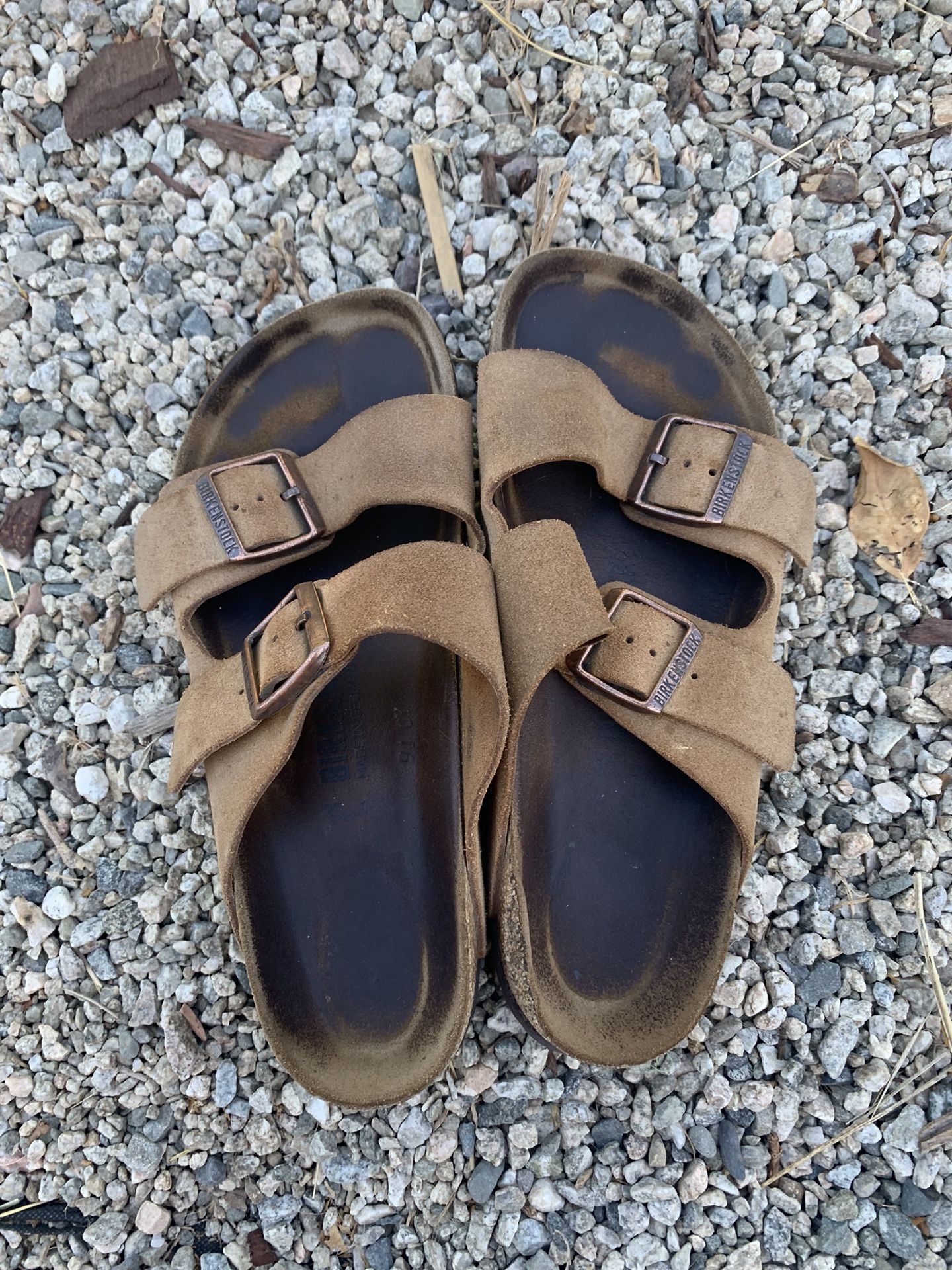 Women’s Used Sandals