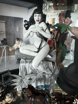 Betty Page Figurine