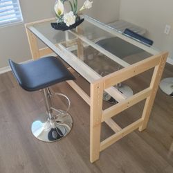 Dining Room Table And 2 Height Adjustable Stools