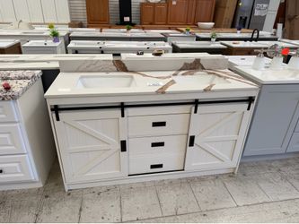 Creme bathroom vanity 61”in