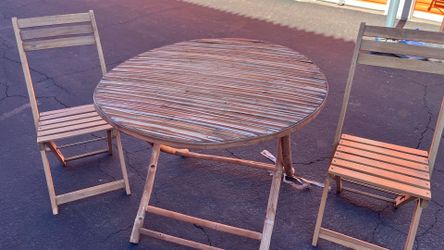 Gorgeous Bamboo Table & 2 Chairs