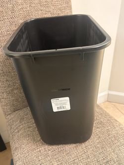 7 gal Office Desk Trash Can.