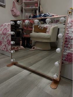 vanity mirror
