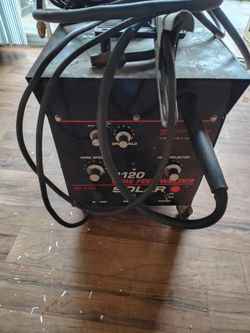 2120 wire feed welder *SOLAR*