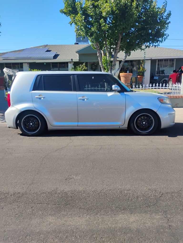 2009 Scion xB