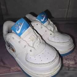 💲💲Selling Toddler Shoes And Toddler Clothes 💲💲