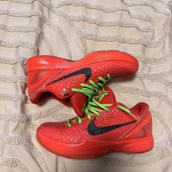 Air Jordan’s & Kobe Grinch’s Sz7&8