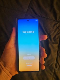 Fold 5 for parts or repair. 512Gb and unlocked.
