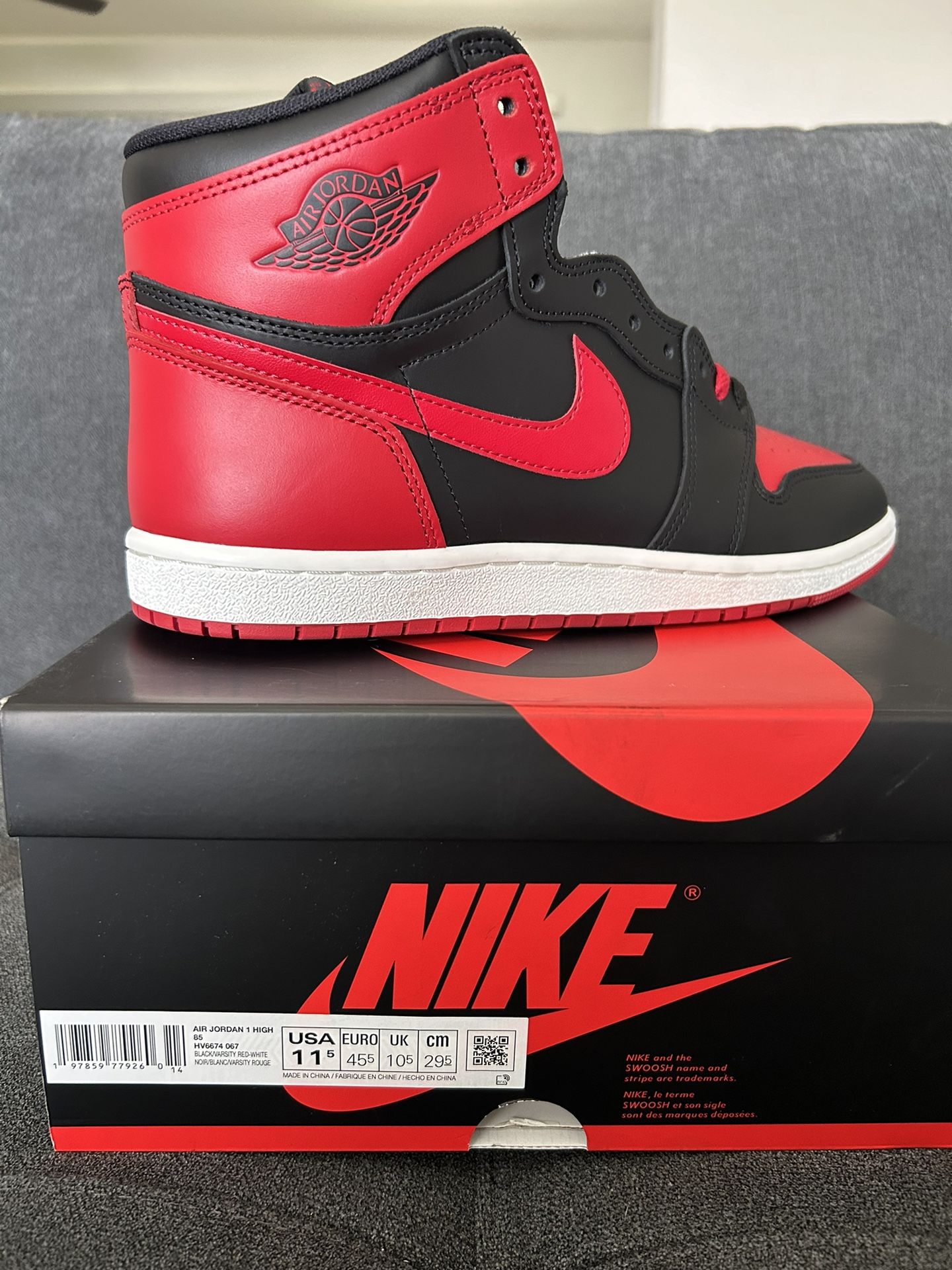Air Jordan one high 85