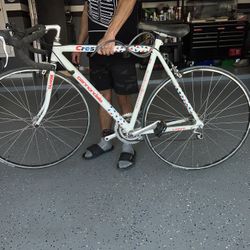 Reynolds’s Aluminum cannondale Bicycle 