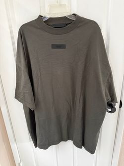 Fear of God Essentials Short-Sleeve Tee 'Ink' MENS SIZE large dark green crew neck mock neck (or Fear of God Essentials Tab Crewneck Tee 'Ink').