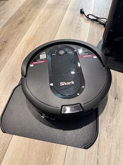 Shark Robot vacuum