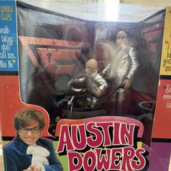 Austin Powers Dr. Evil and Mini Me With The Mini Mobile