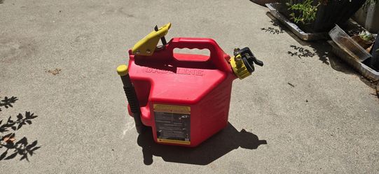 Gas tank