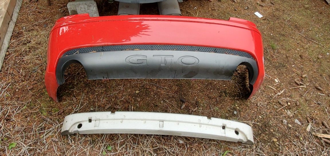 05/06 GTO Rear Bumper