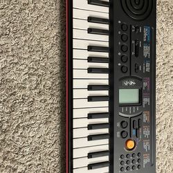 Casio SA-78 44 Key Mini Keyboard With Adapter