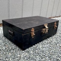 Antique Zainul Abidin And Sons Metal Steamer Trunk Chest Coffee Table